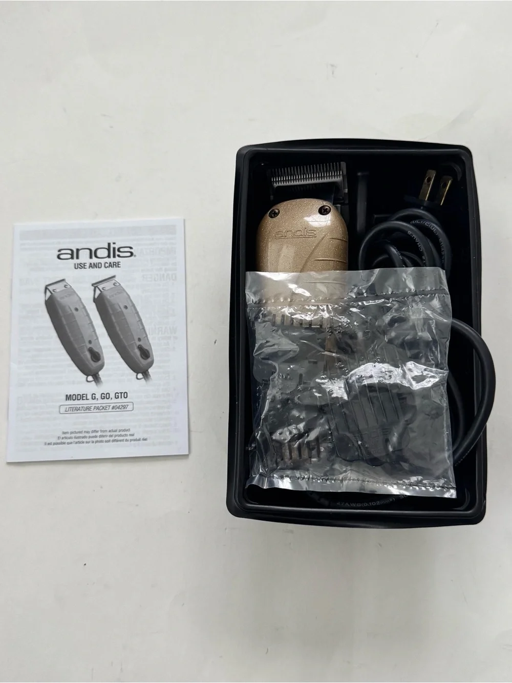 Andis GTX Fade Corded Professional Hair Trimmer Clipper Gold Metallic Box Combs